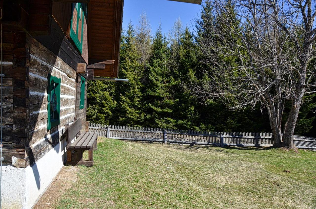 Ferienhaus Waldtraum Sankt Veit an der Glan Exterior foto
